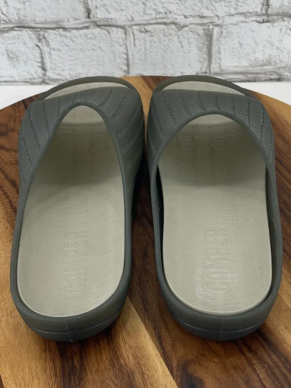 Camper preowned no gray